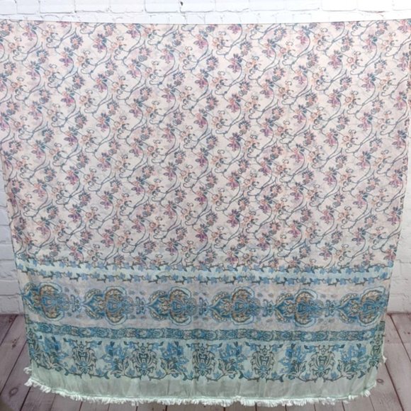 Accessories - 💎 Large Unbranded Floral Paisley Scarf Blue 74x43